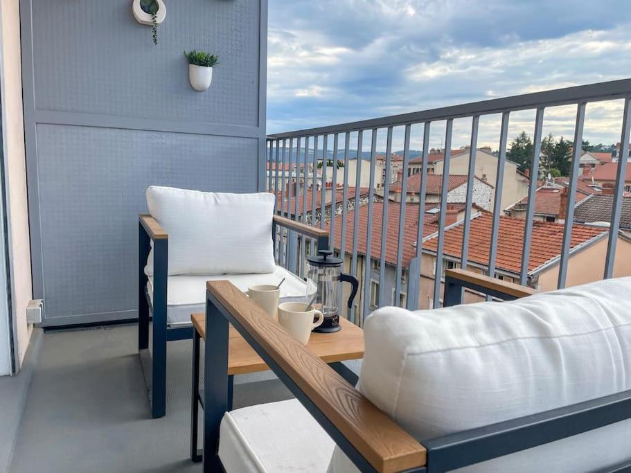 Le Lagon Bleu - Appt Wifi Parking Balcon Le Puy-en-Velay Экстерьер фото